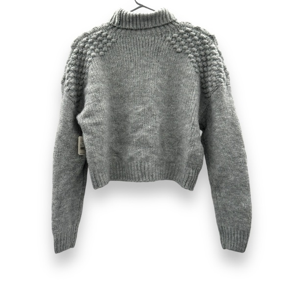 Free People Bradley Textured Popcorn Knit Turtleneck Sweater in Light Grey Sz XS - Picture 6 of 10